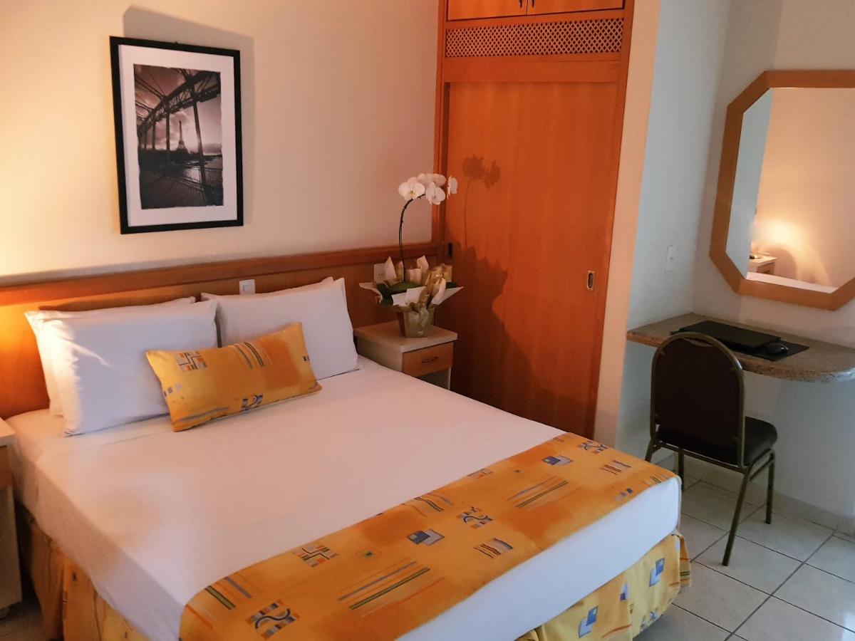 Hotel Cristal Rio Claro 외부 사진