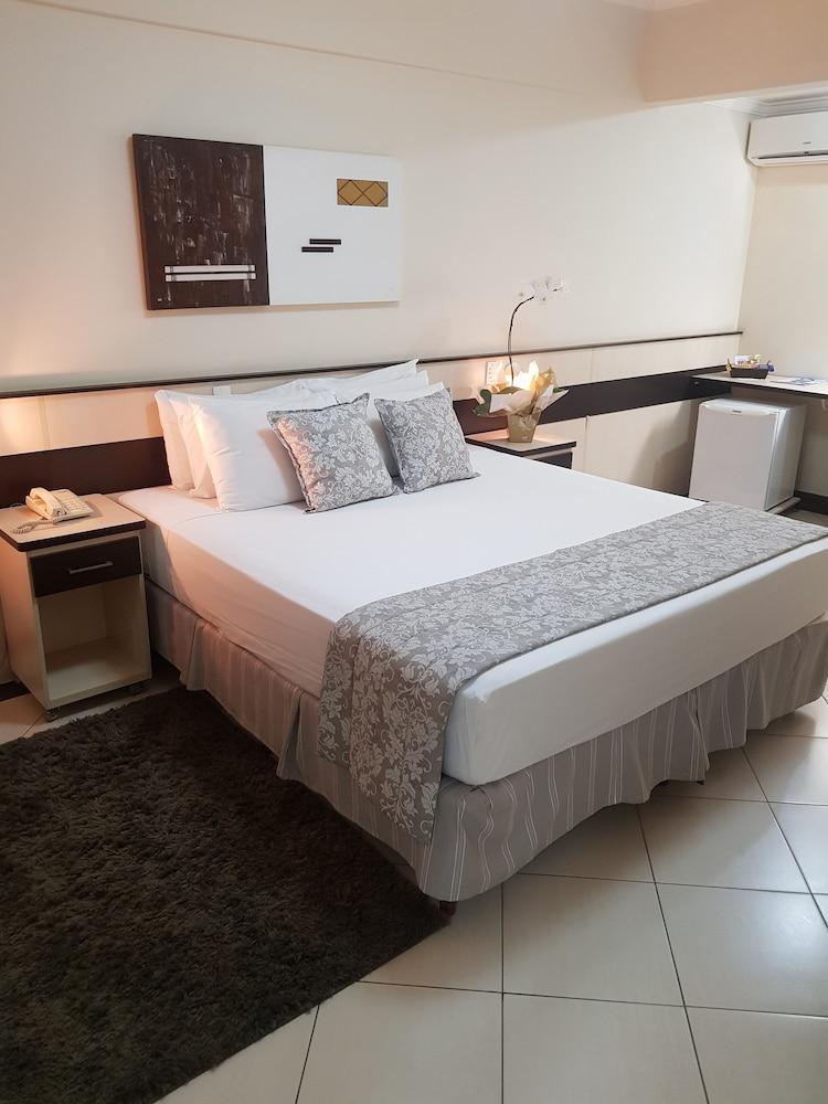 Hotel Cristal Rio Claro 외부 사진
